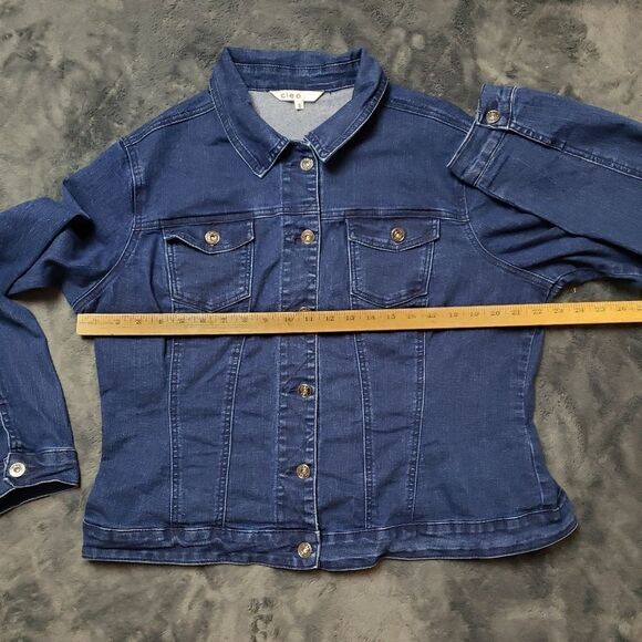 Cleo - Dark wash jean jacket denim jacket Sz XL Stretch - Picture 5 of 10